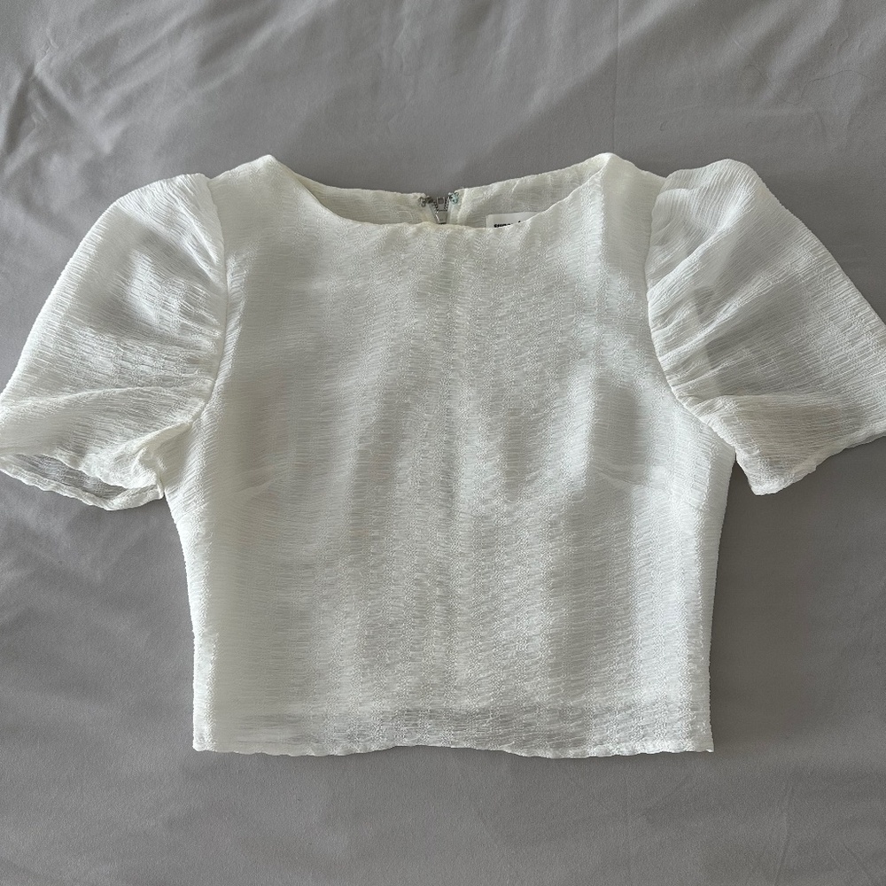 Super down White Puff Sleeve Blouse